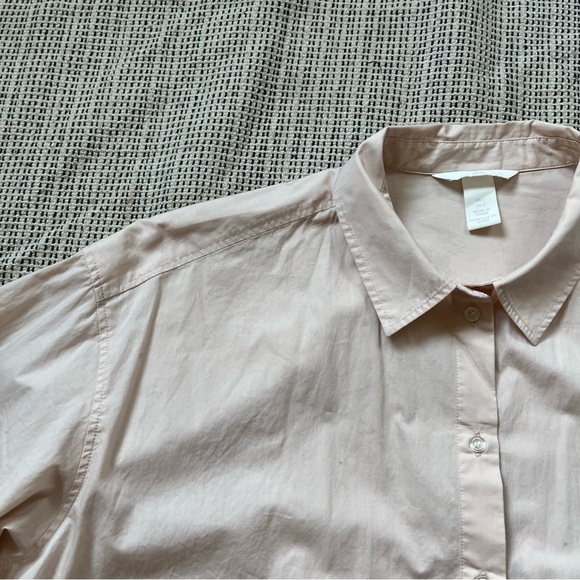 H&M Women's Pink Button Up Blouse Size Large - Picture 2 of 8